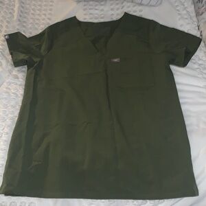 FIGS Scrub Tops medium Catrina (1pocket) Olive Green medium.